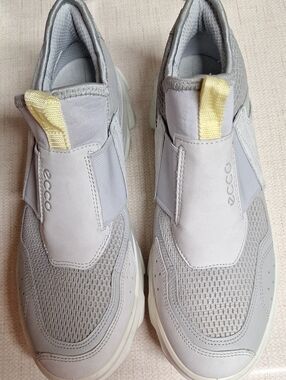Womens ECCO MX Slip-On Sneakers in Light Gray with Yellow Pull Tab